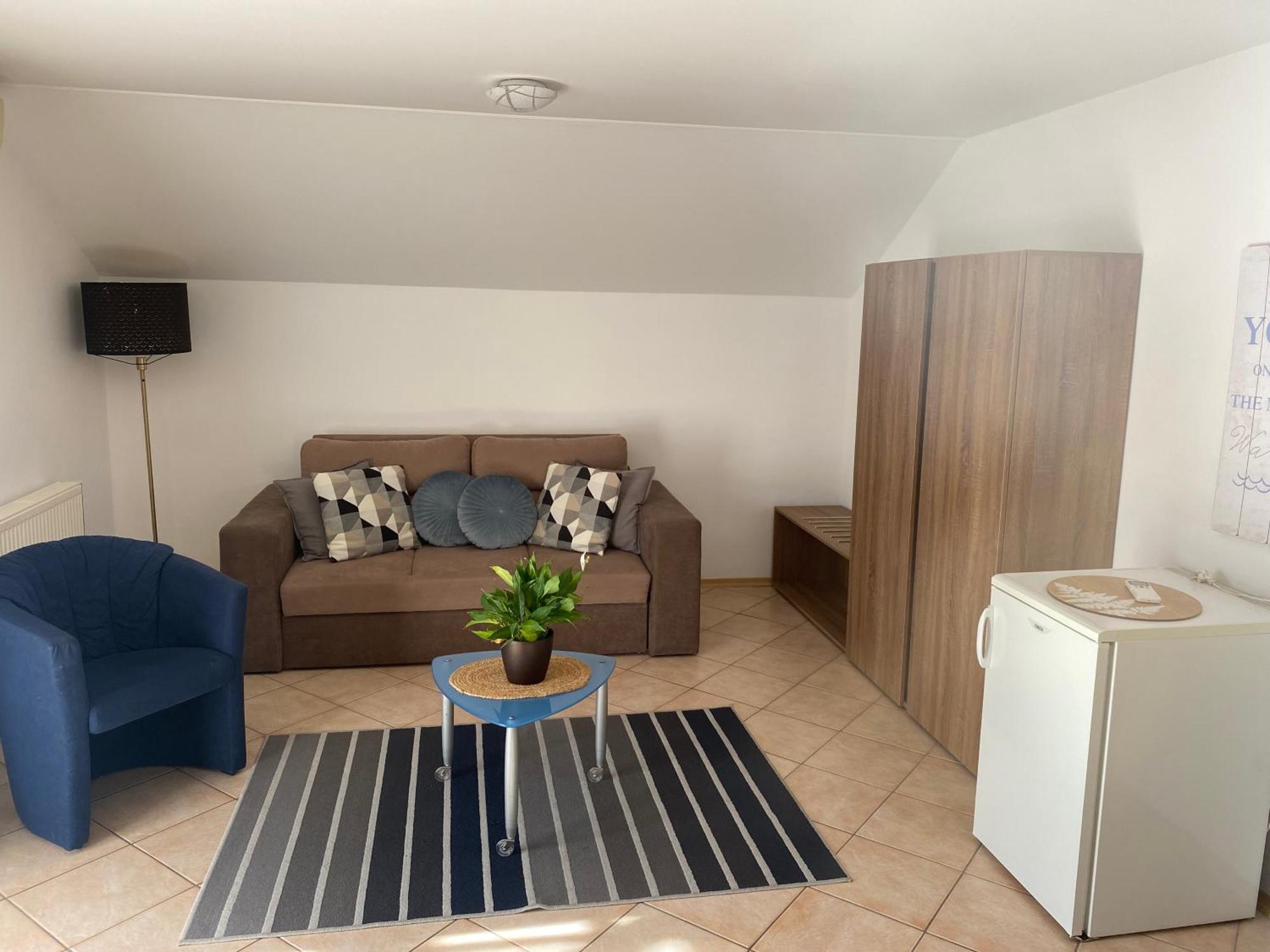 Haus Lucia Apartment Eger Luaran gambar