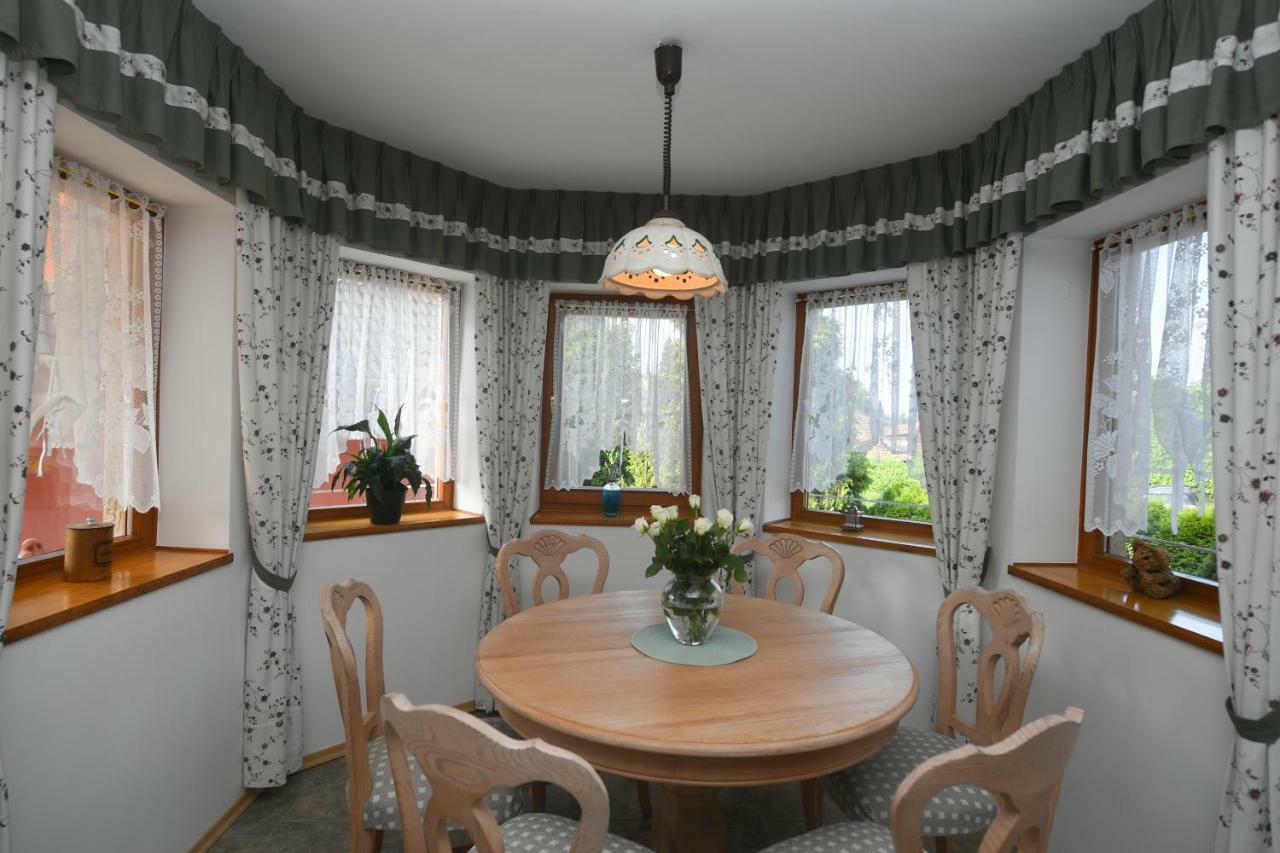 Haus Lucia Apartment Eger Luaran gambar
