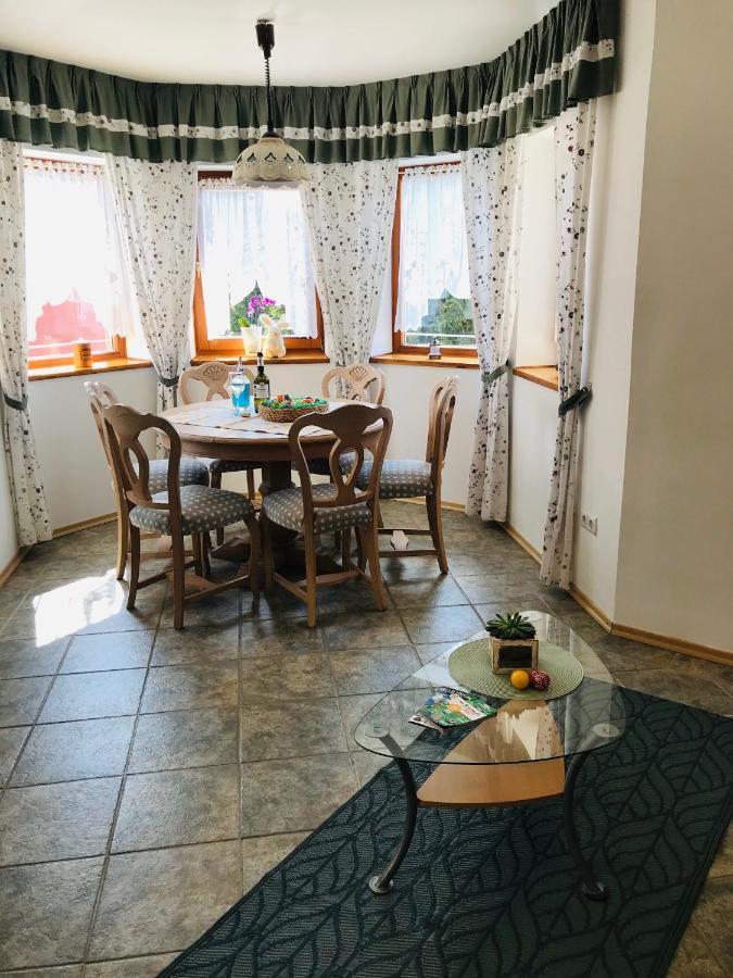 Haus Lucia Apartment Eger Luaran gambar